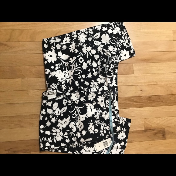 NWT Chaps Capris - Picture 8 of 10